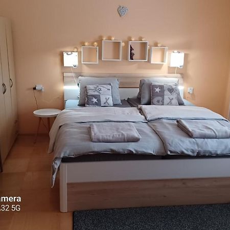 Apartman 81 Nova Lesna Exterior photo